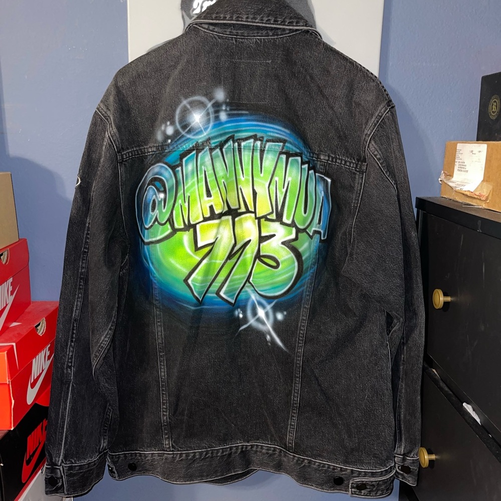 Alexander Wang Daze Faded Distressed Oversized Denim Jacket MannyMua Womens L